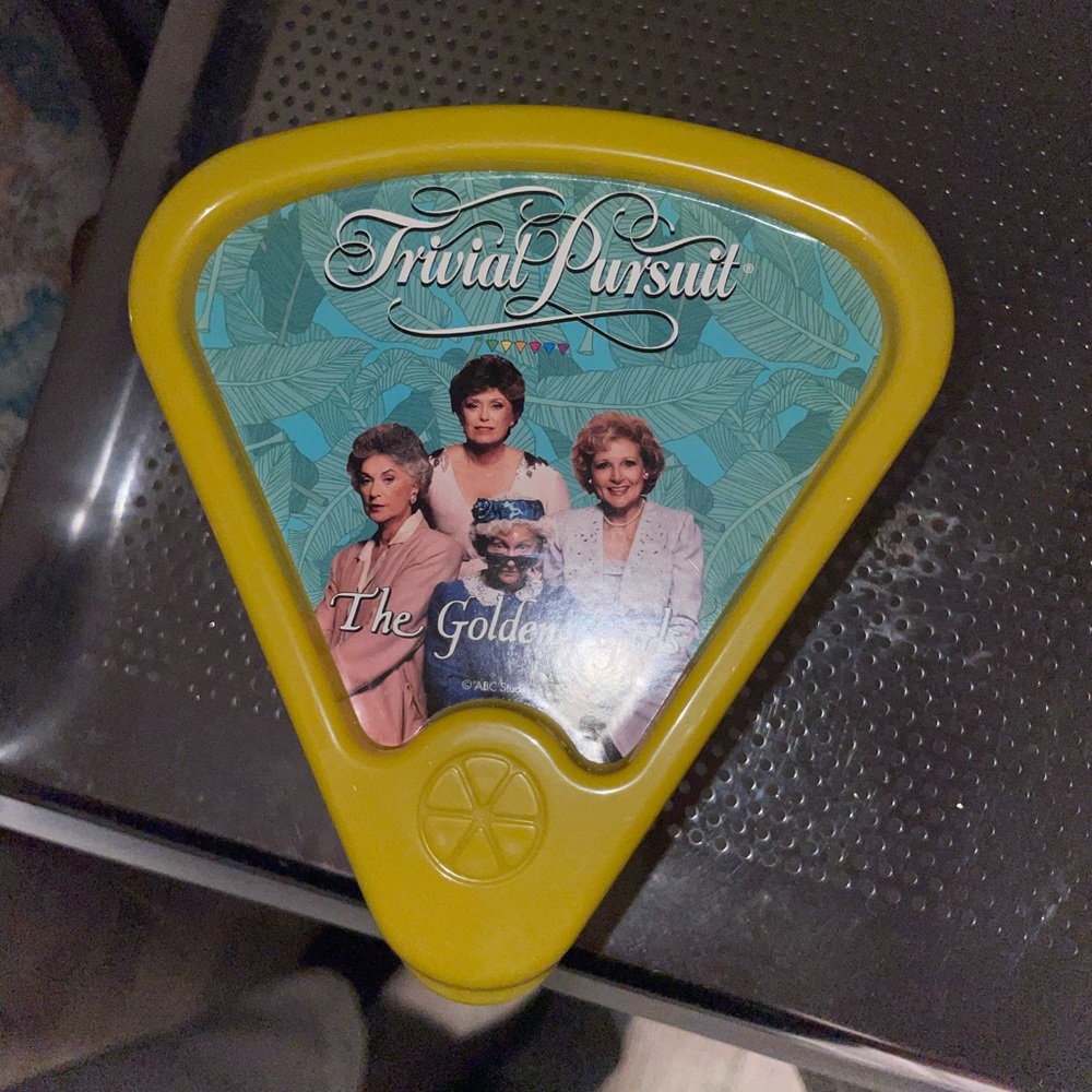 NEVER USED Golden Girls Trivial Pursuit Game 🎲